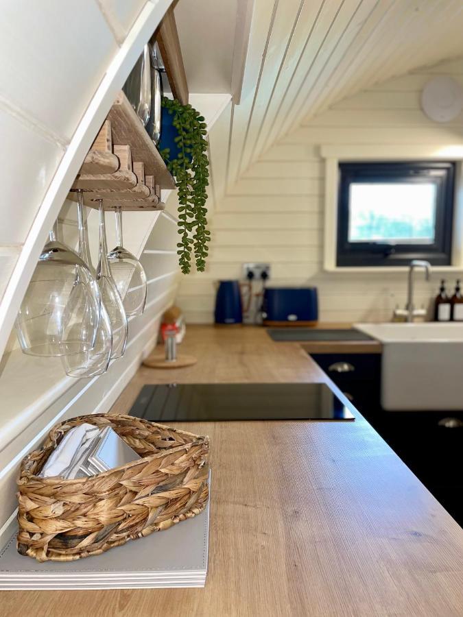 Вилла Eastridge Glamping Шрусбери Экстерьер фото